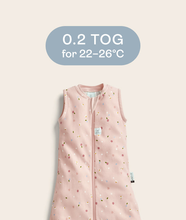 ergoPouch baby sleeping bag with 0.2 TOG rating, ideal for 22°C + room temperature.