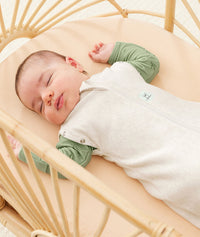 Cocoon 1.0T Oatmeal Bassinet Armsout 2
