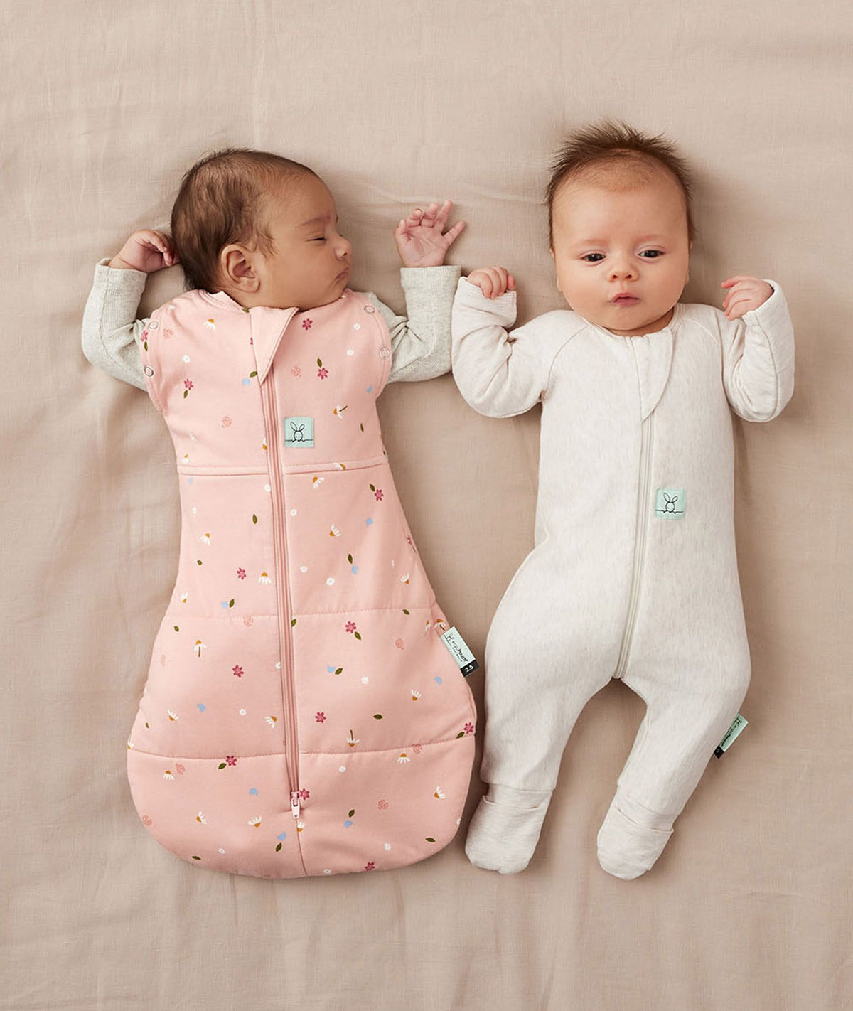 Cocoon Swaddle Bag 2.5 TOG Daisies (Warm Pouch) – ergoPouch AU
