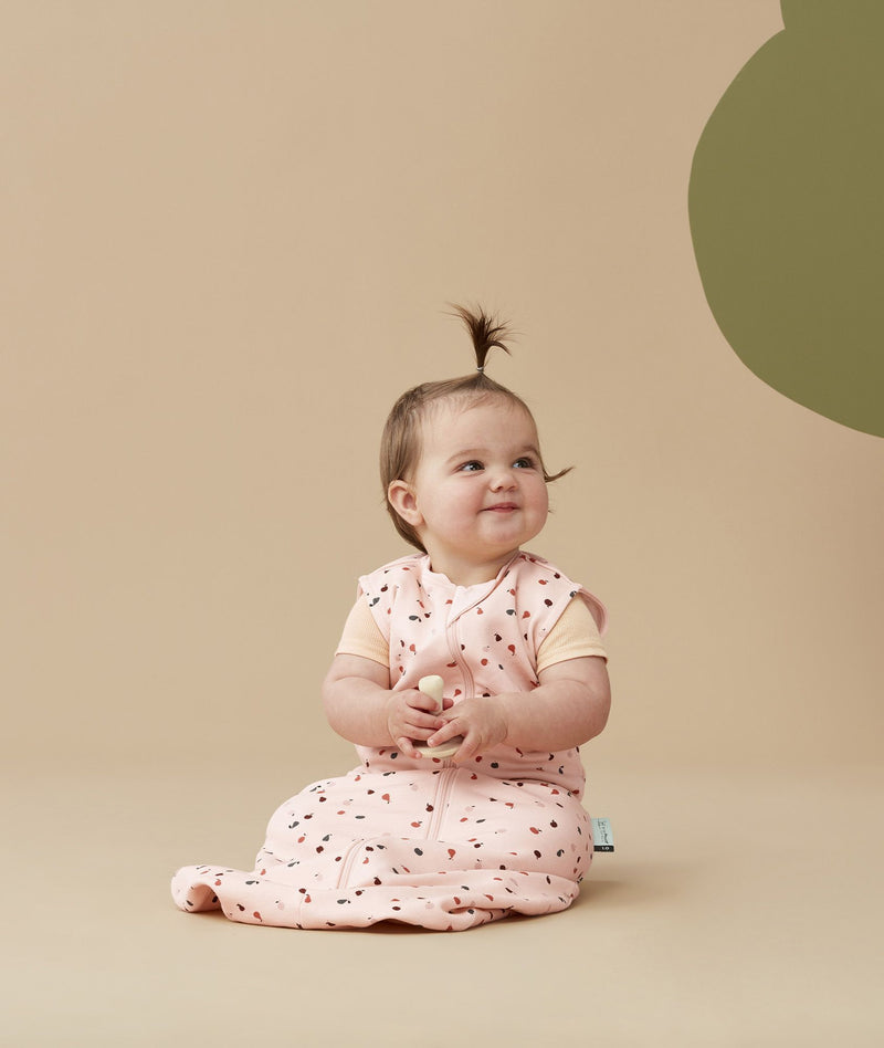 Infant wearing a Jersey Bag 1.0 TOG Cute Fruit