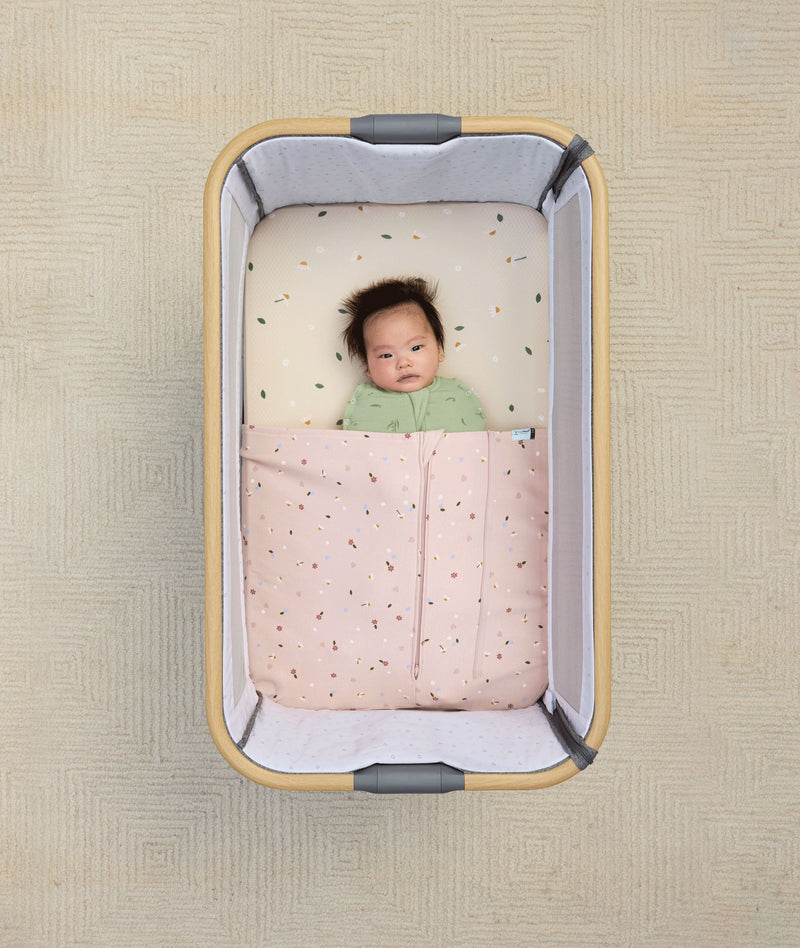HugMe Blanket 0.2 & 1.0 TOG Daisies Bedside Sleeper