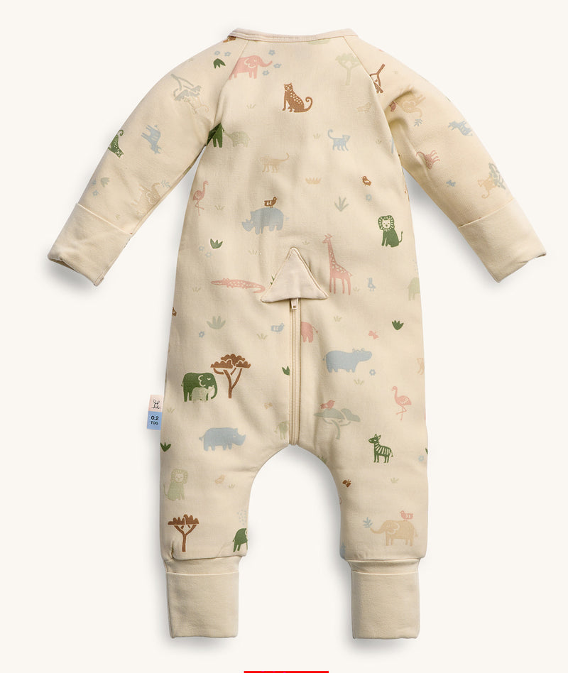 Back view of the ergoPouch Long Sleeve Layer Savannah, featuring a back zipper for easy nappy changes.