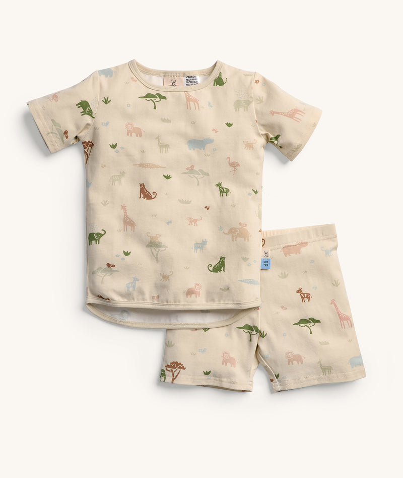 ergoPouch Short Sleeve Pyjamas in a two-piece set, featuring colourful safari animal print.
