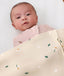 HugMe Blanket Daisy Sprinkle newborn close up
