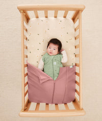 HugMe Blanket Rose Bassinet