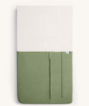 HugMe Blanket Moss zipped up